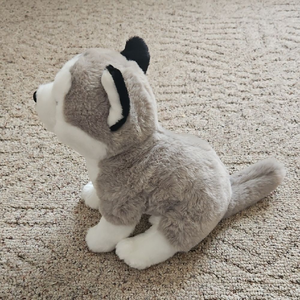 Hugs & Cuddles Husky Dog Plush Stuffed Animal Blue Eyes Gray White Soft Toy - Picture 5 of 11